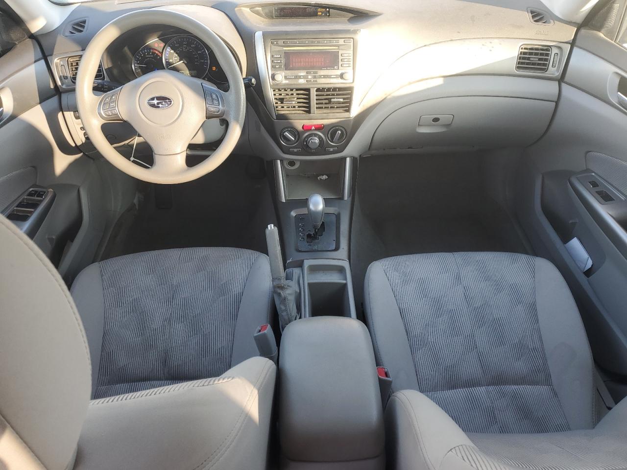 2010 Subaru Forester - Image 8