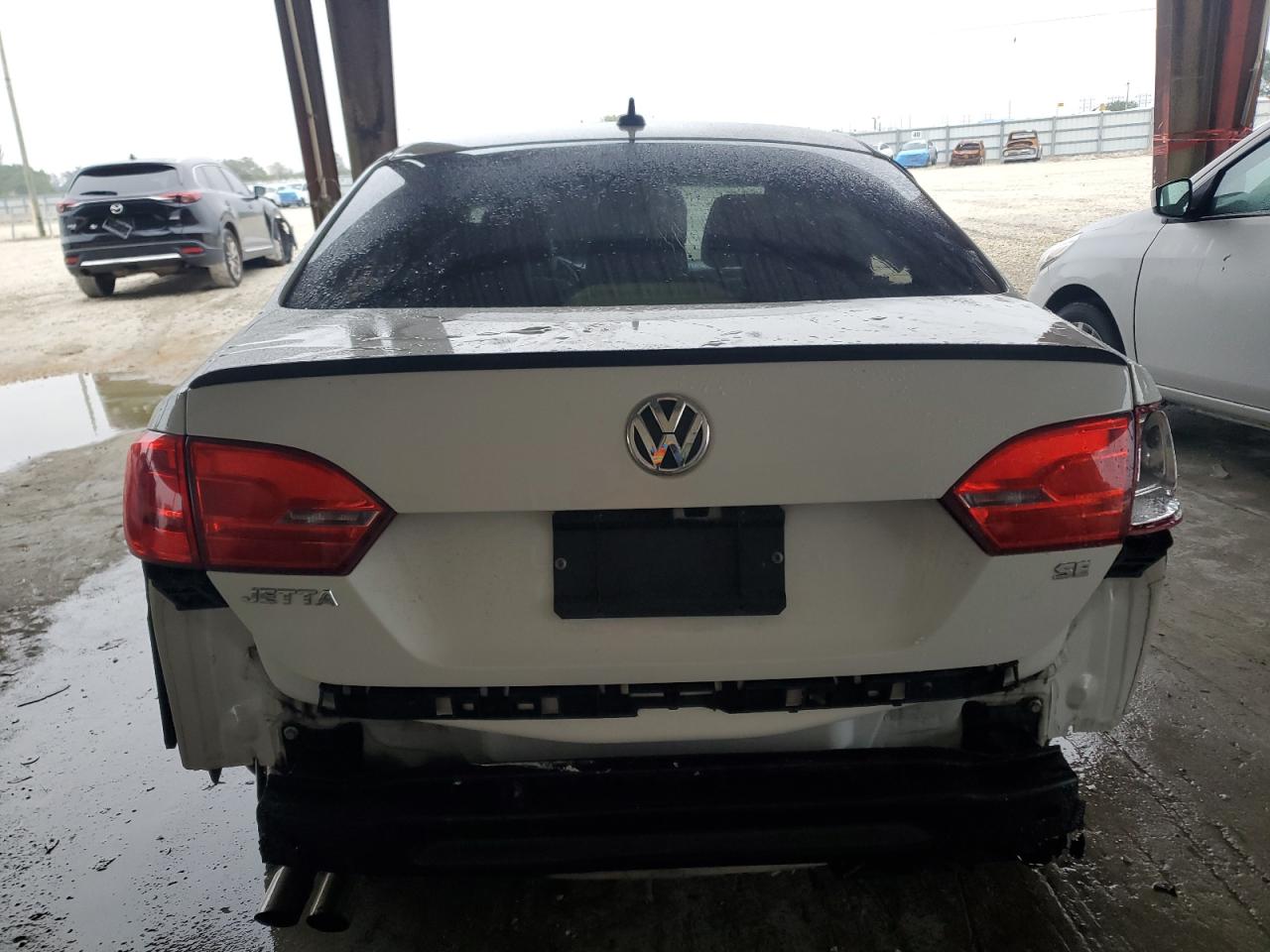 2014 Volkswagen Jetta - Image 6