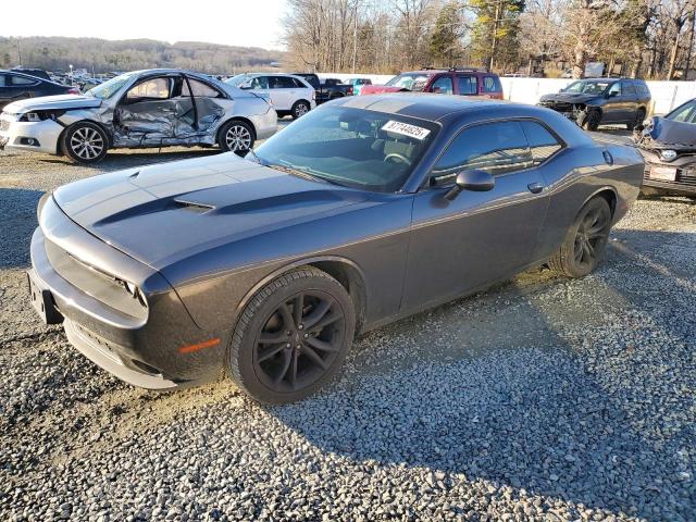 2017 Dodge Challenger Sxt