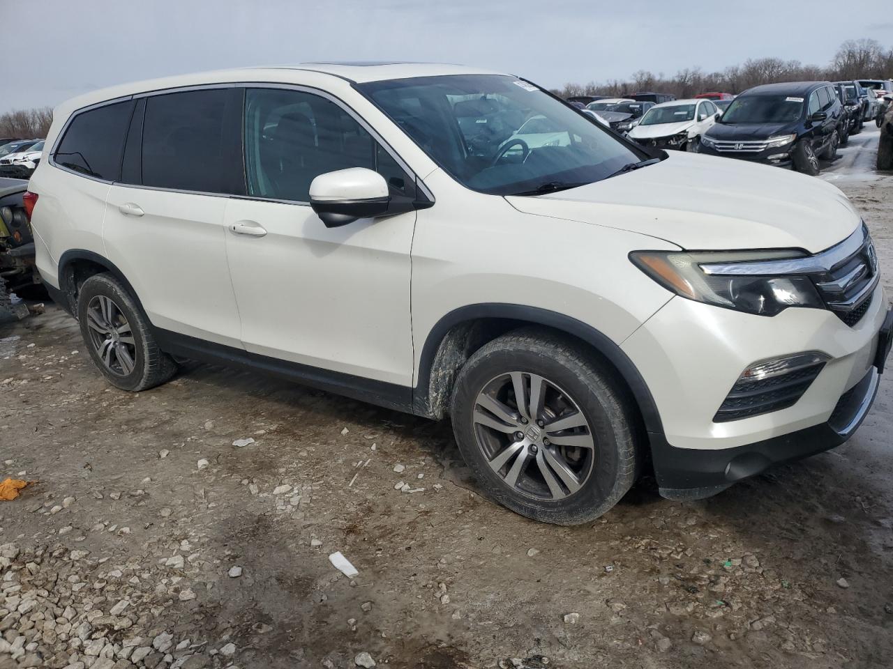 2017 Honda Pilot - Image 4