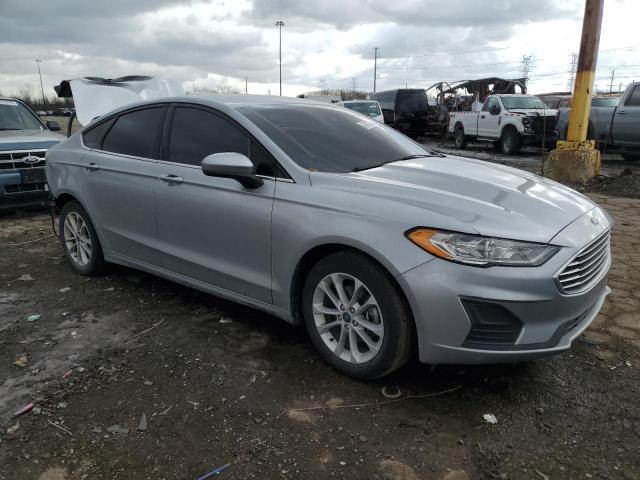  FORD FUSION 2020 Srebrny