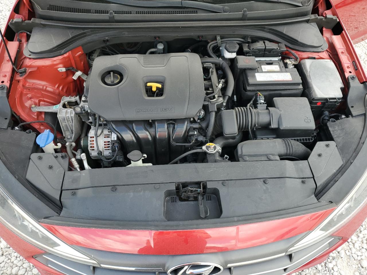 2020 Hyundai Elantra - Image 12