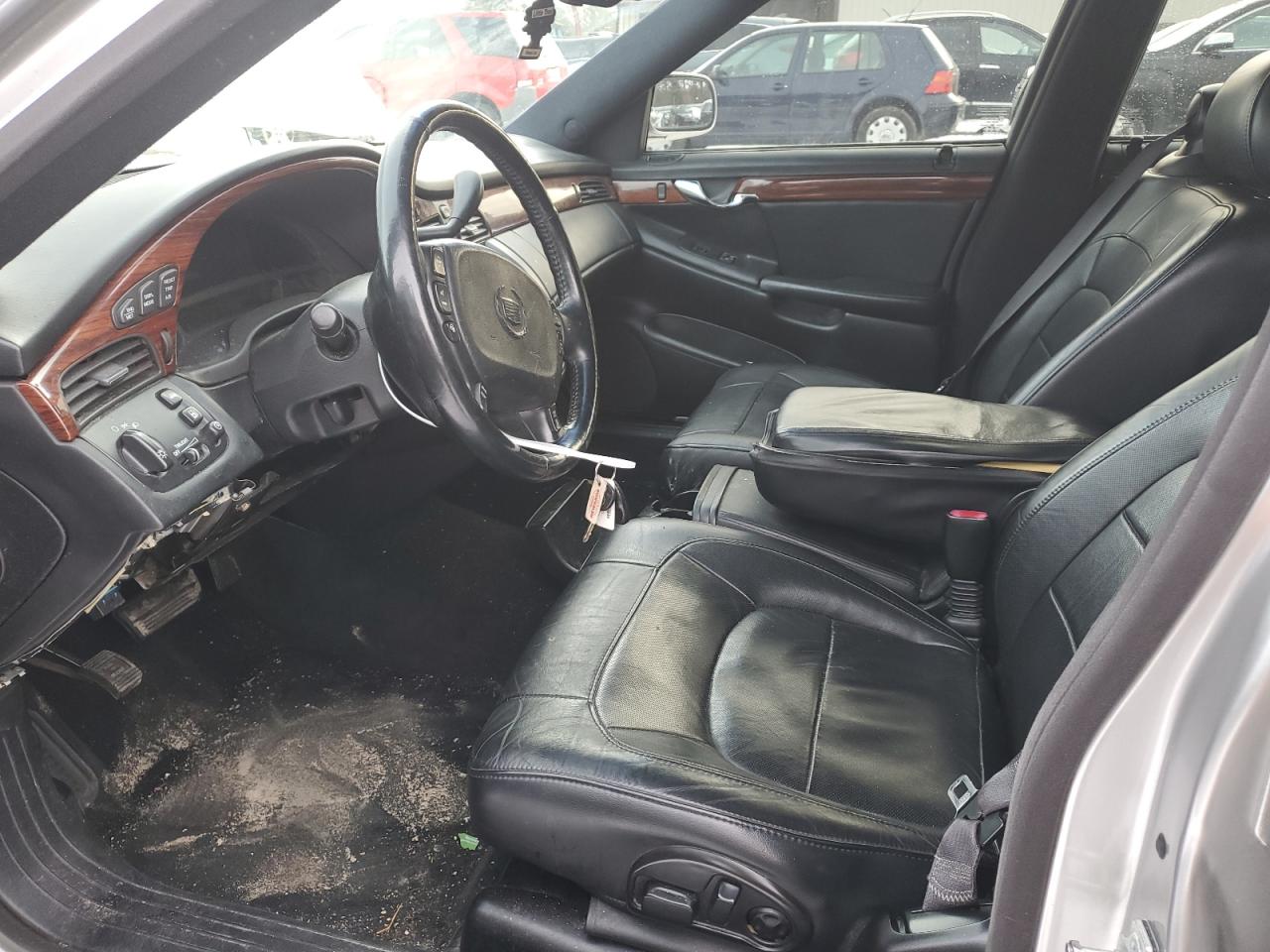 2004 Cadillac De Ville - Image 7