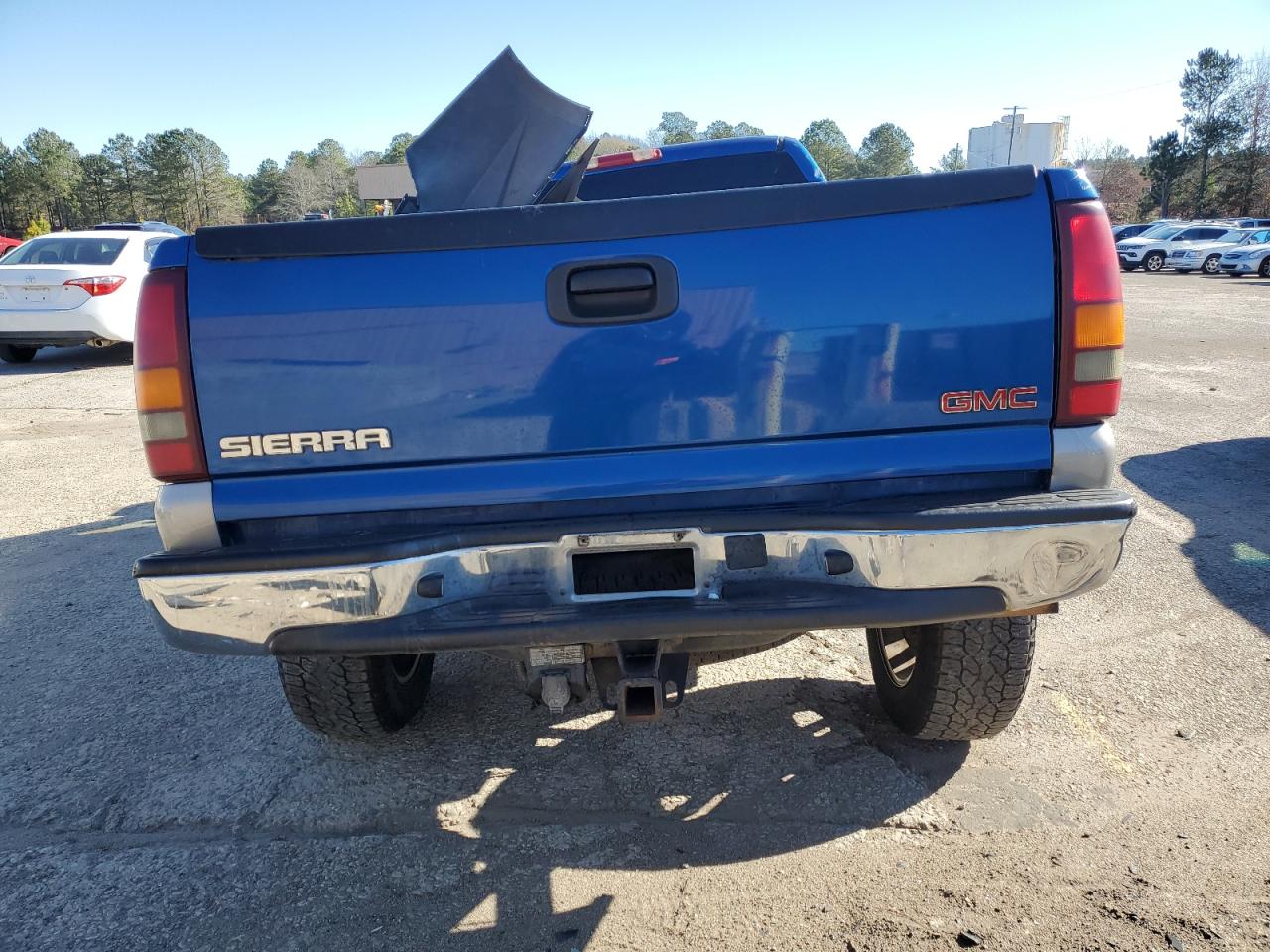 2003 GMC Sierra - Image 6