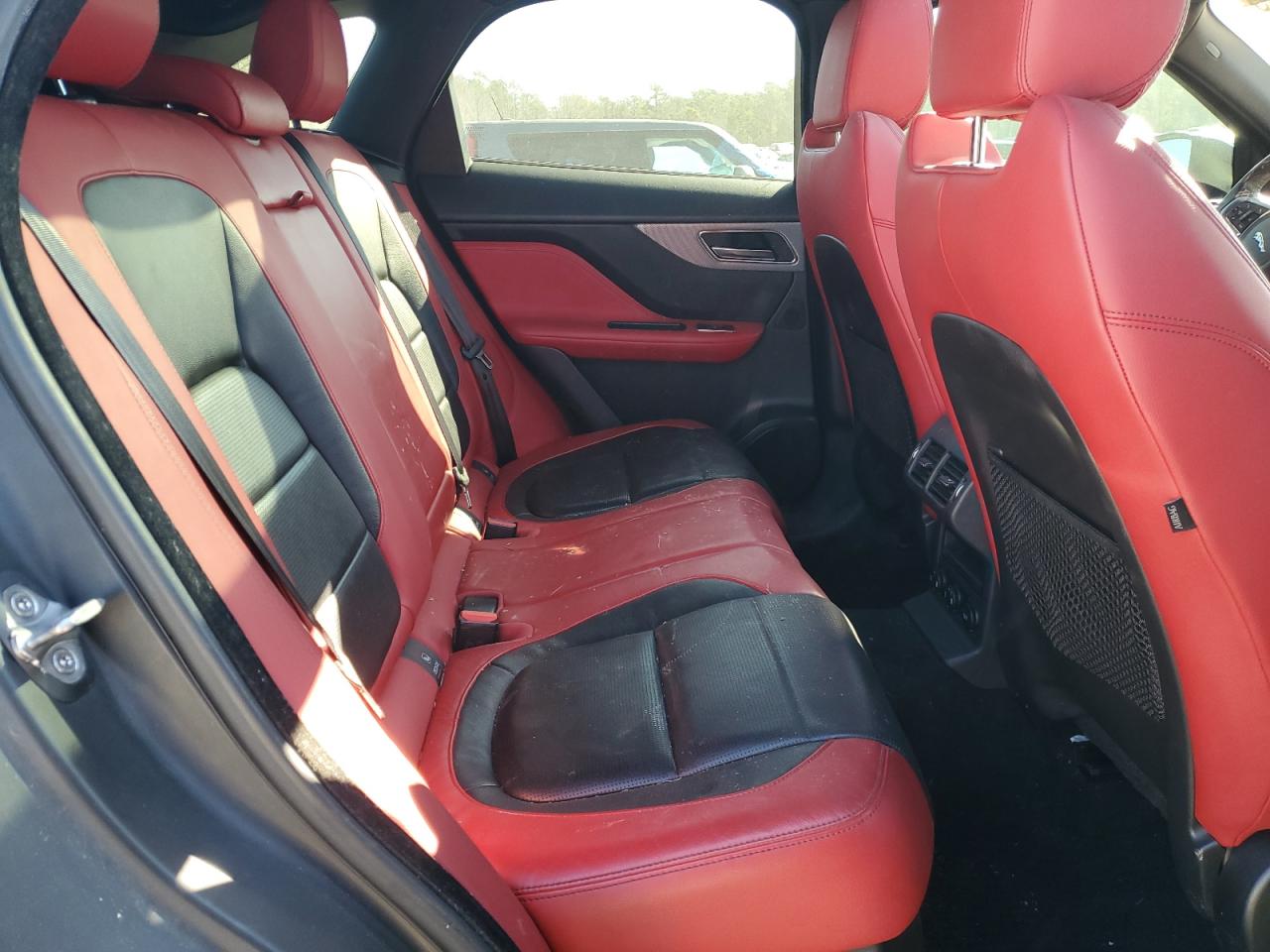 2017 Jaguar F-Pace - Image 11
