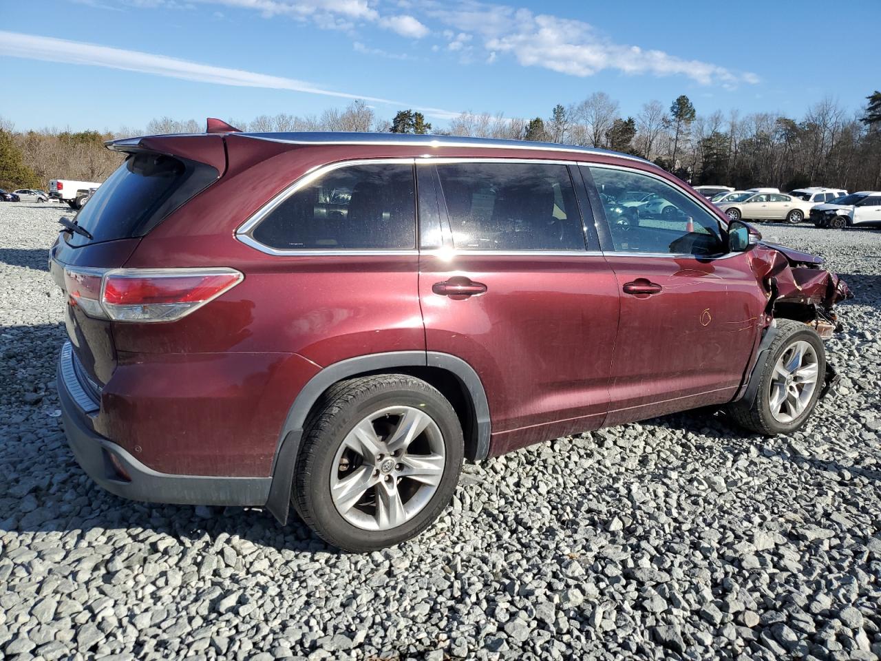 2016 Toyota Highlander - Image 3