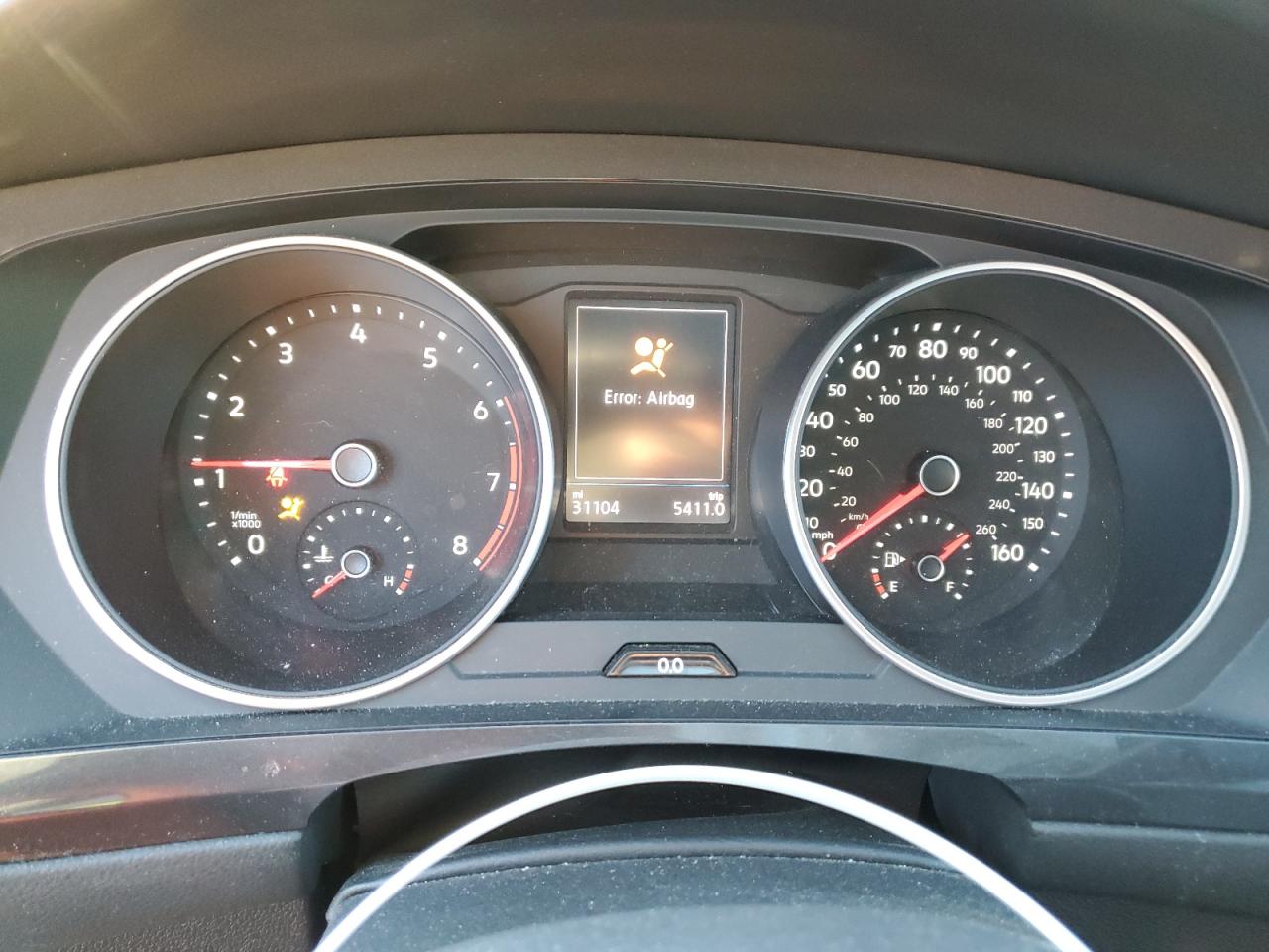 2021 Volkswagen Tiguan - Image 9