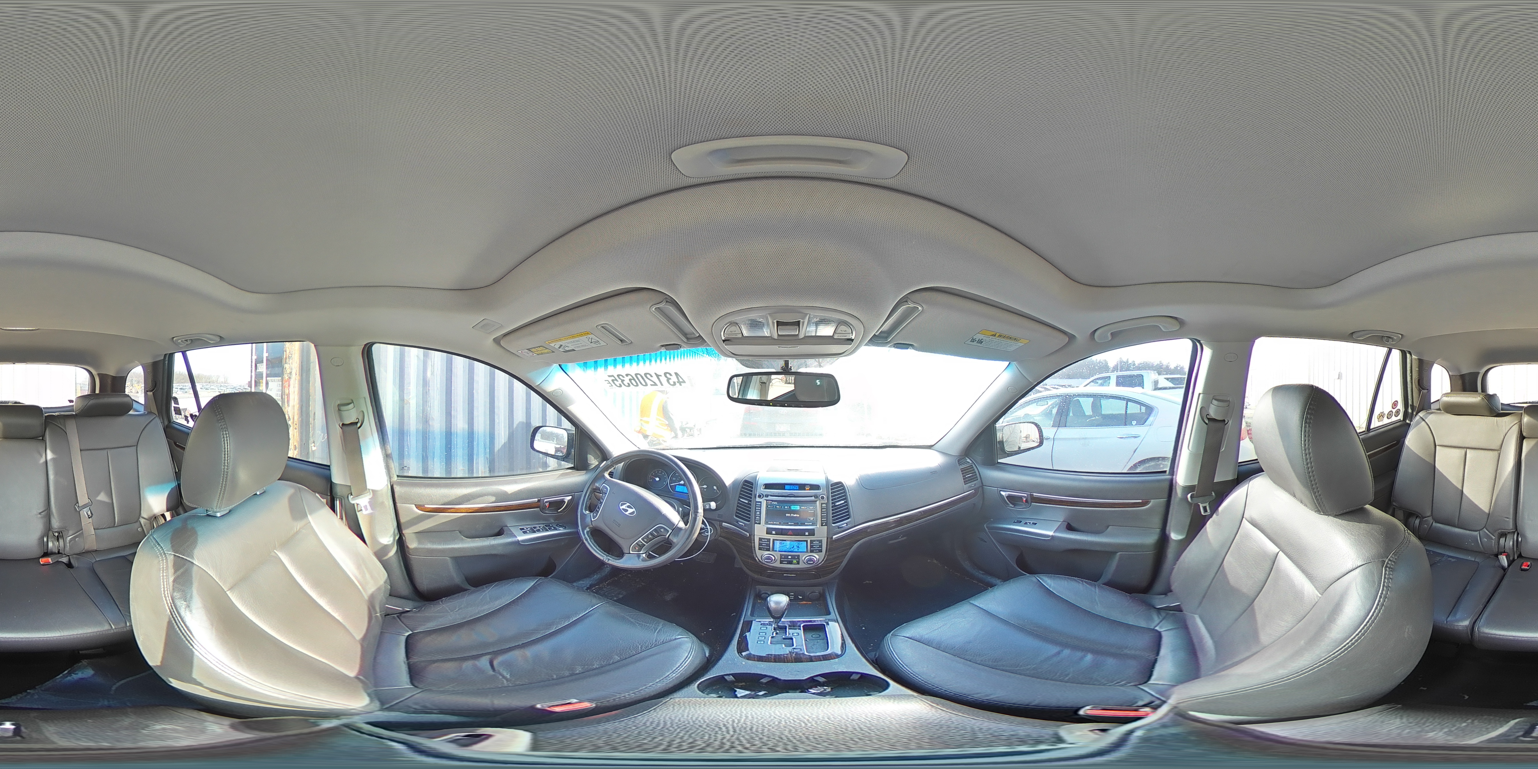 2012 Hyundai Santa Fe - Image 15