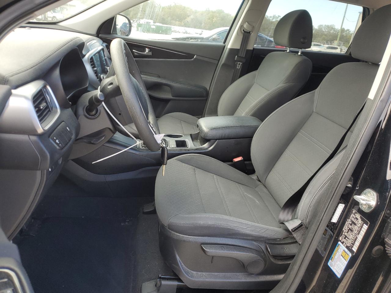 2020 Kia Sorento - Image 7