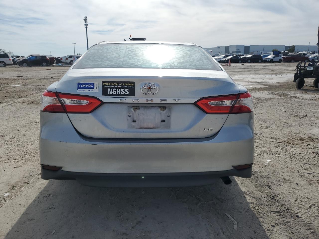 2018 Toyota Camry - Image 6