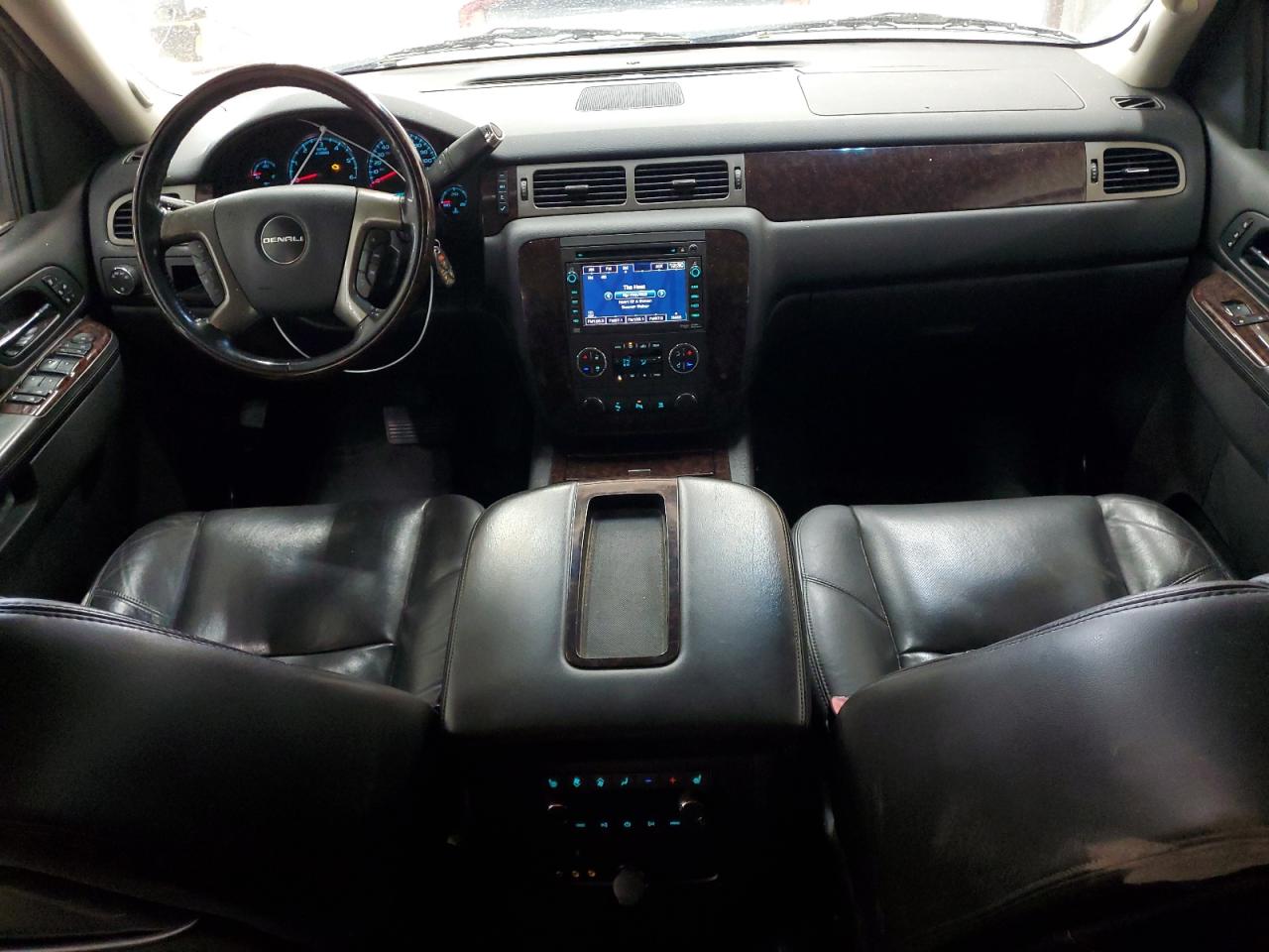 2011 GMC Yukon - Image 8