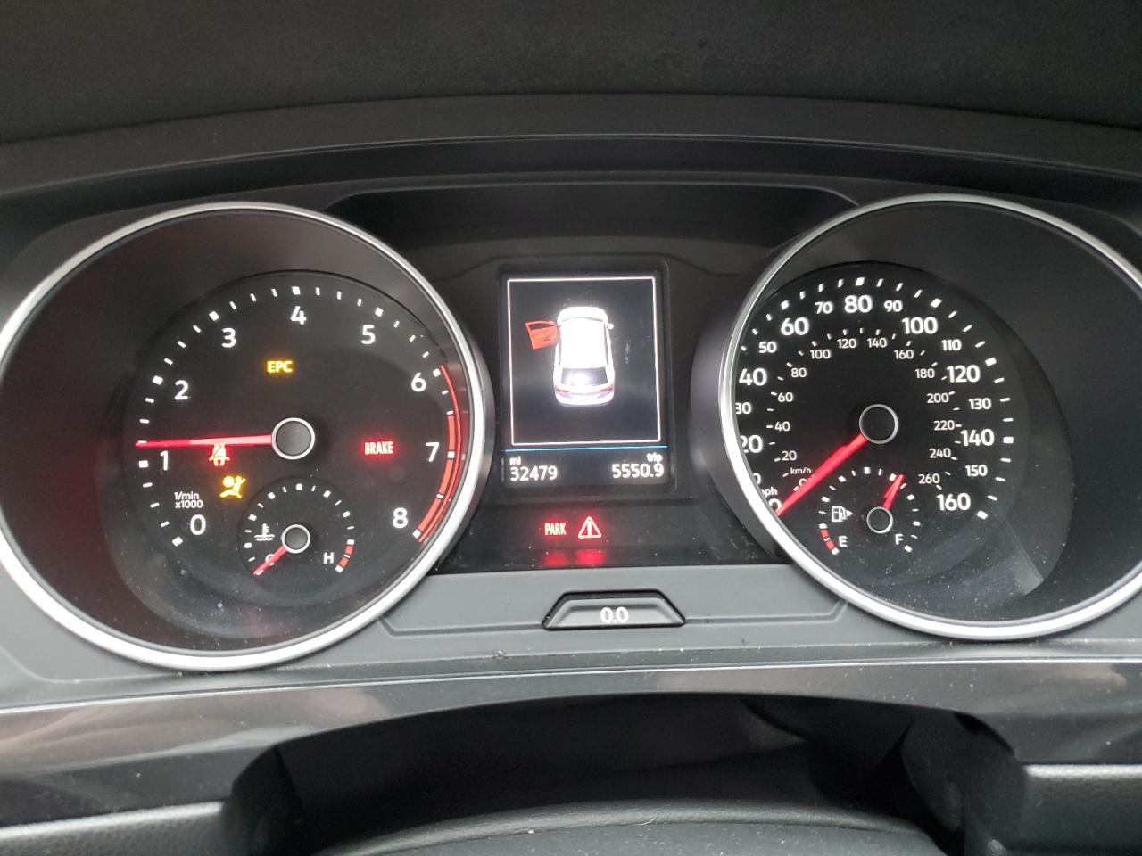 2020 Volkswagen Tiguan - Image 9