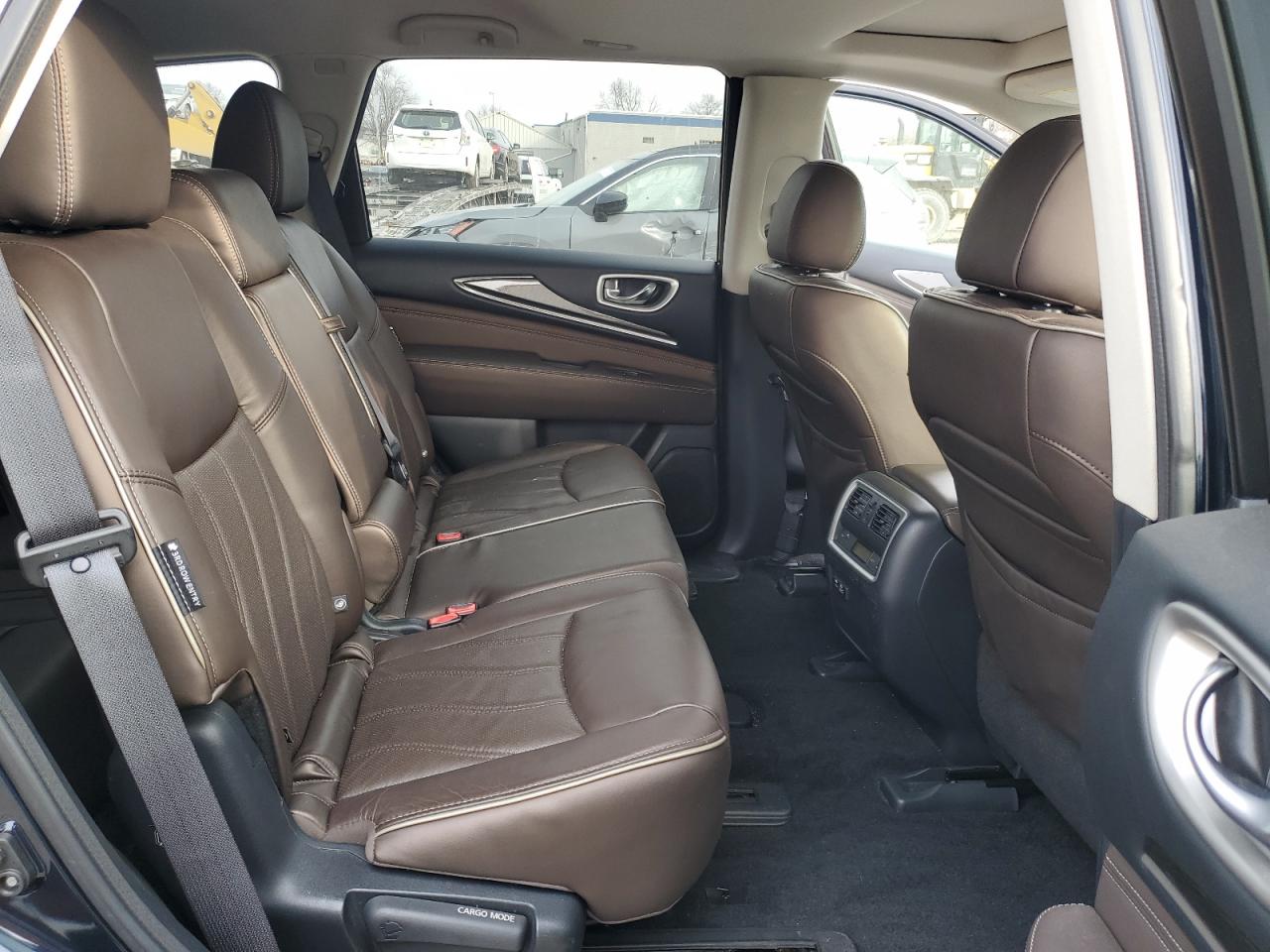 2020 Infiniti QX60 - Image 12
