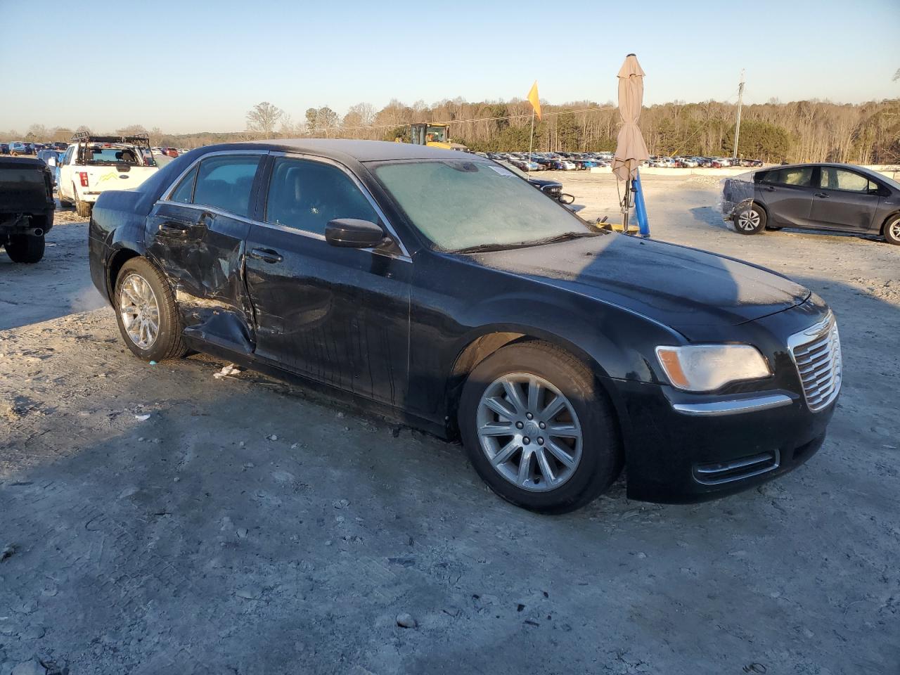 2014 Chrysler 300 - Image 4