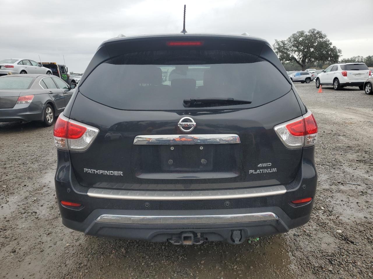 2016 Nissan Pathfinder - Image 6