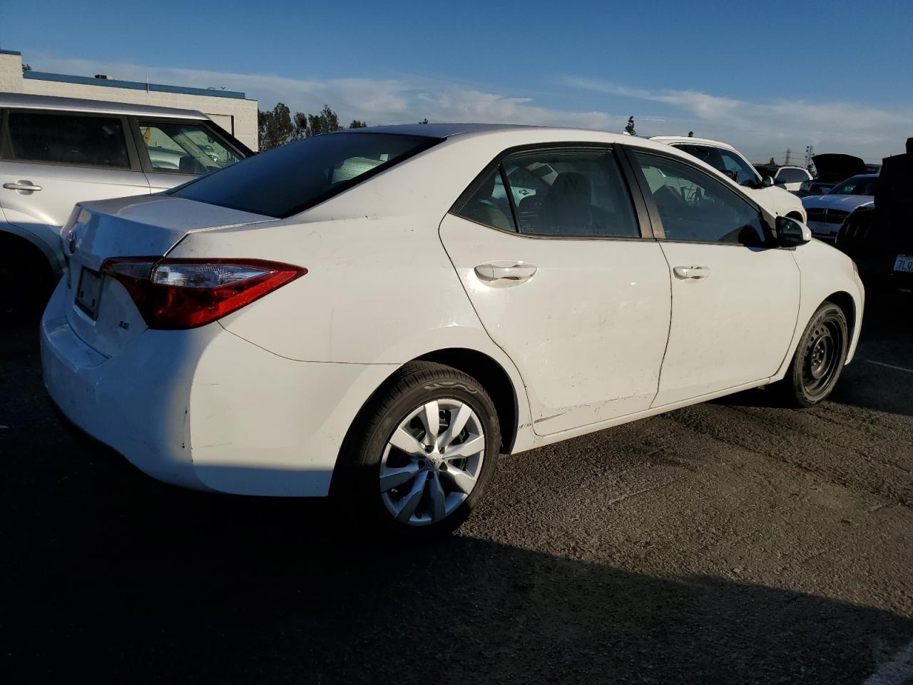 VIN 5YFBURHE0GP542300 2016 TOYOTA COROLLA no.3