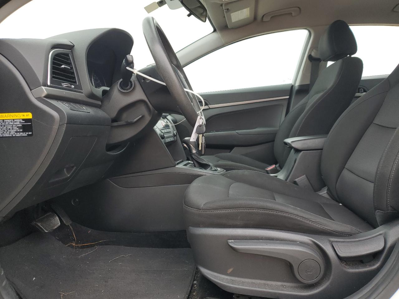 2018 Hyundai Elantra - Image 7