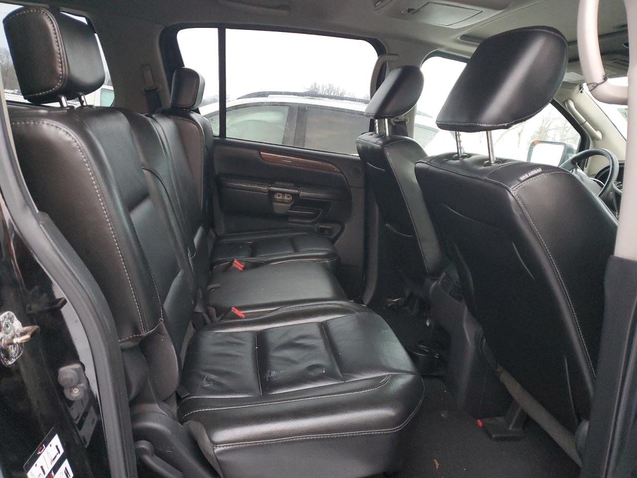 2010 Nissan Armada - Image 11