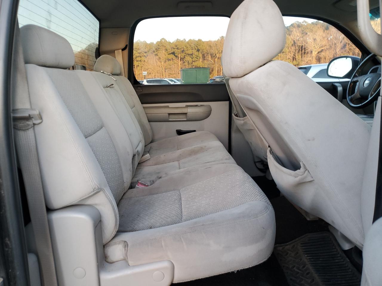 2008 Chevrolet Silverado - Image 10