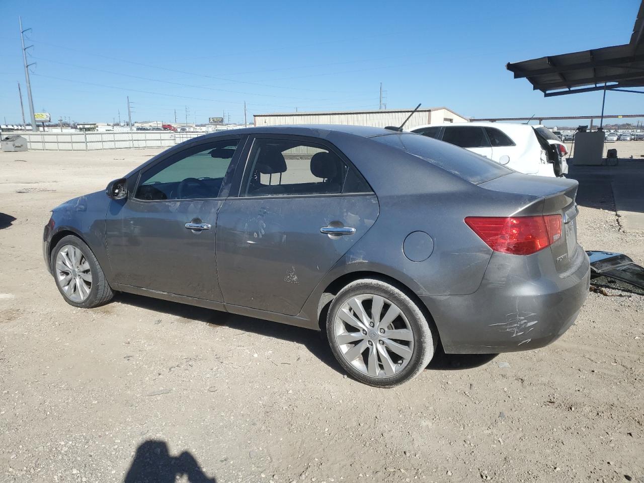 2011 Kia Forte - Image 2