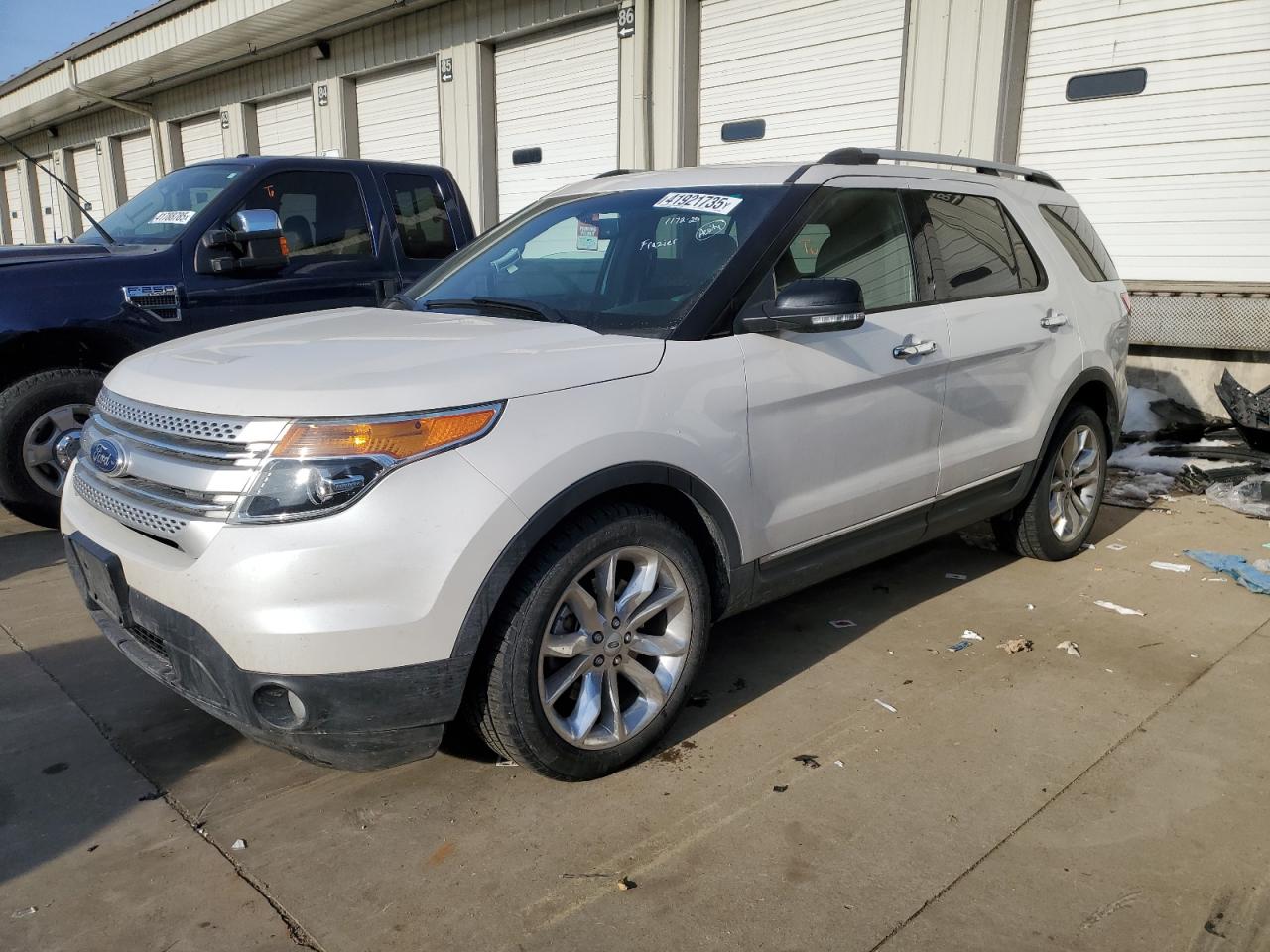 2015 Ford Explorer - Image 1