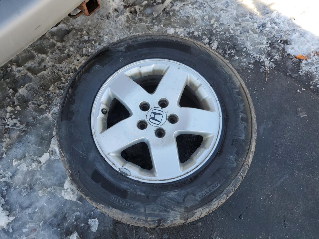 2004 Honda Element - Image 13