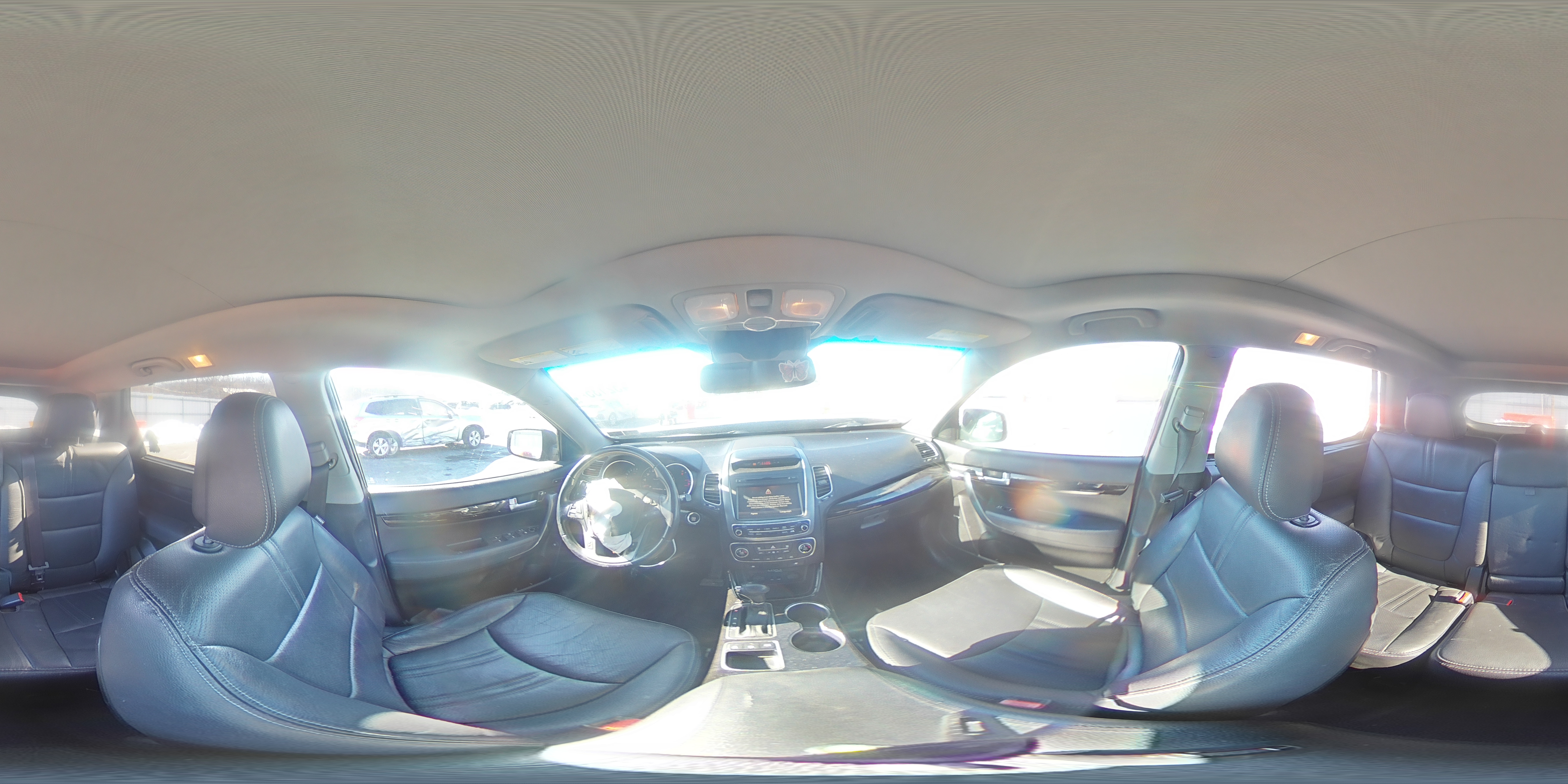 2015 Kia Sorento - Image 14