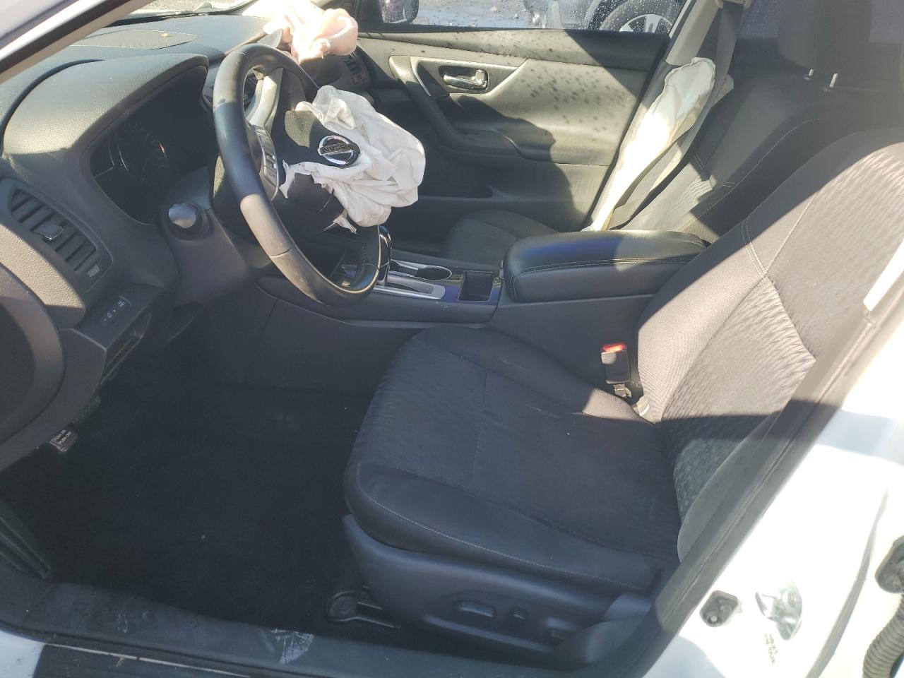 2018 Nissan Altima - Image 7