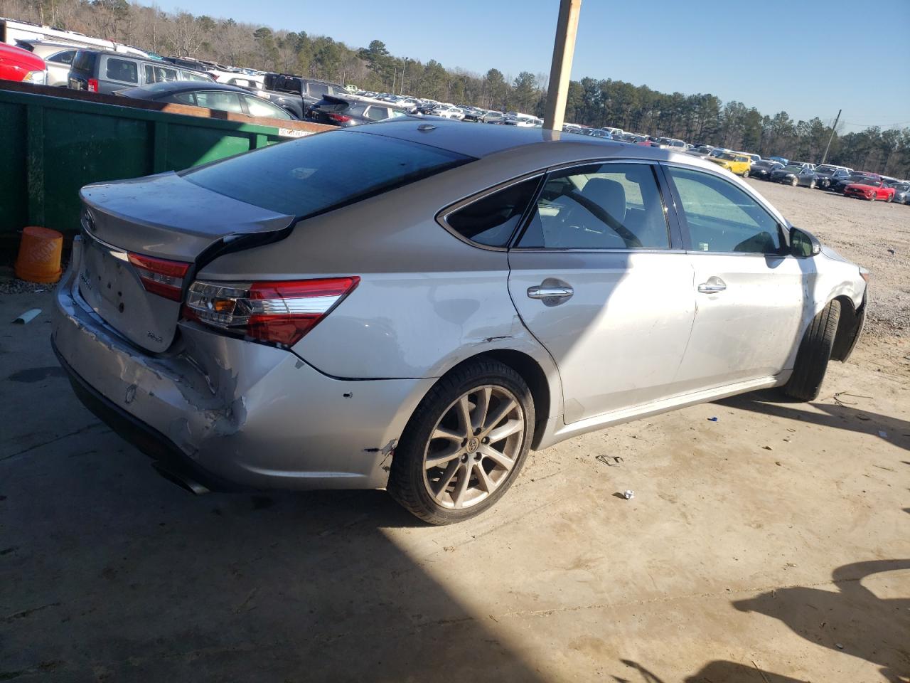 2013 Toyota Avalon - Image 3