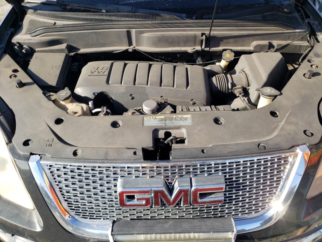 2009 GMC Acadia - Image 12