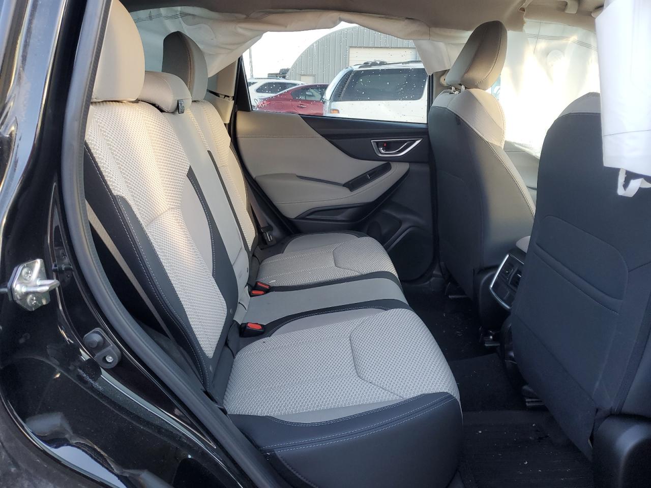 2020 Subaru Forester - Image 11