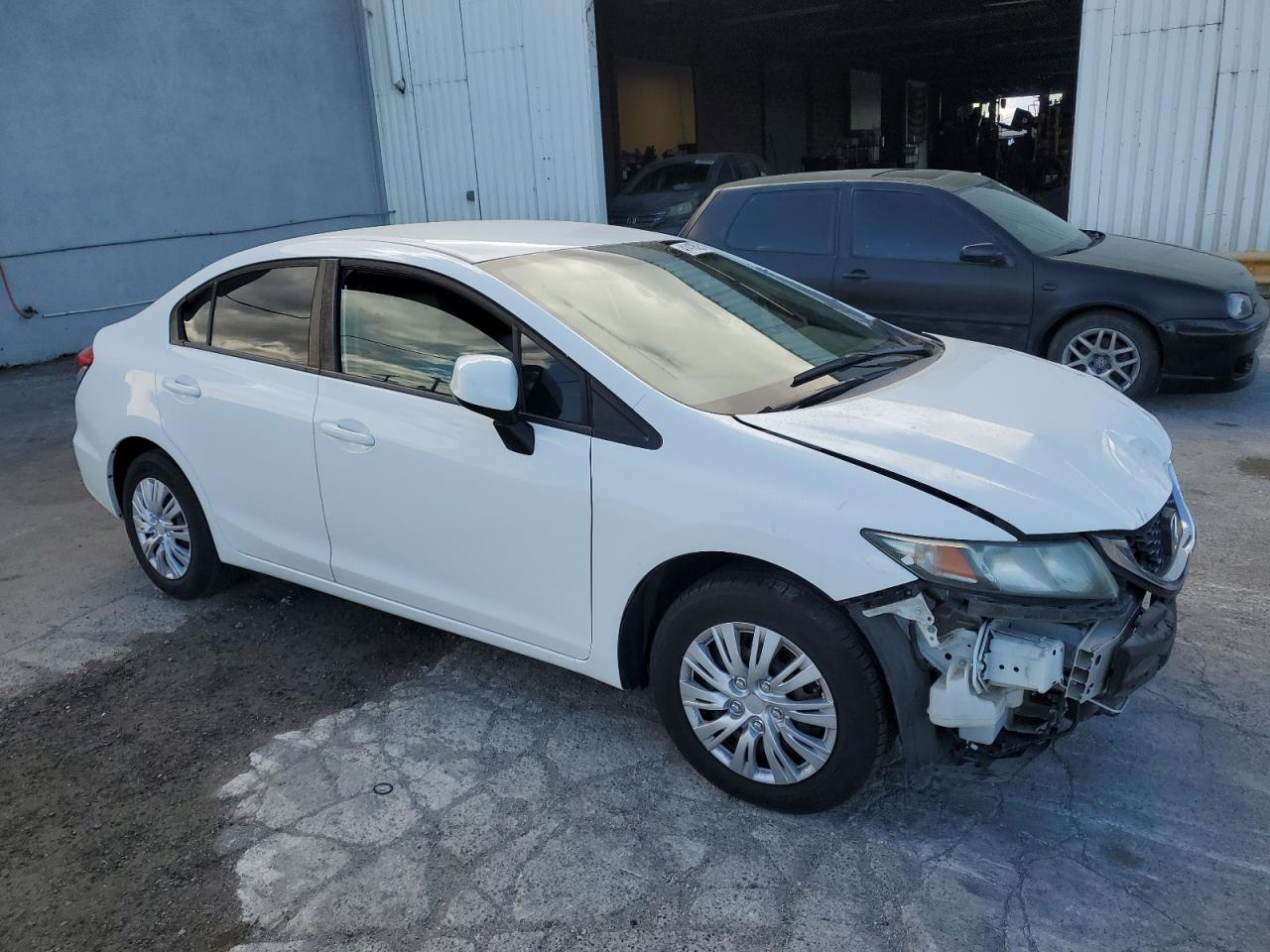 VIN 19XFB2F57DE236256 2013 HONDA CIVIC no.4