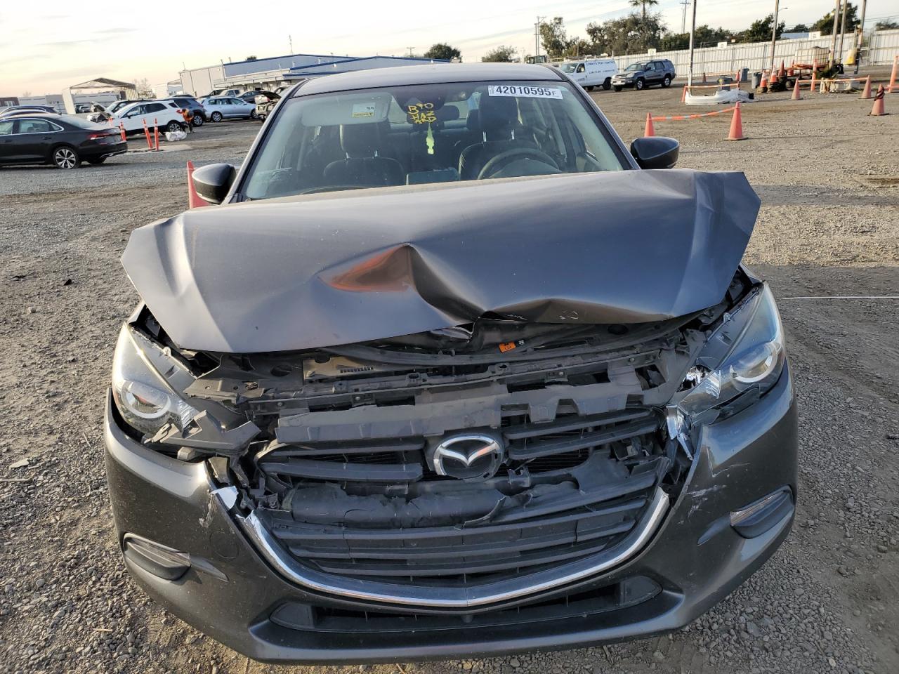 2018 Mazda 3 - Image 5