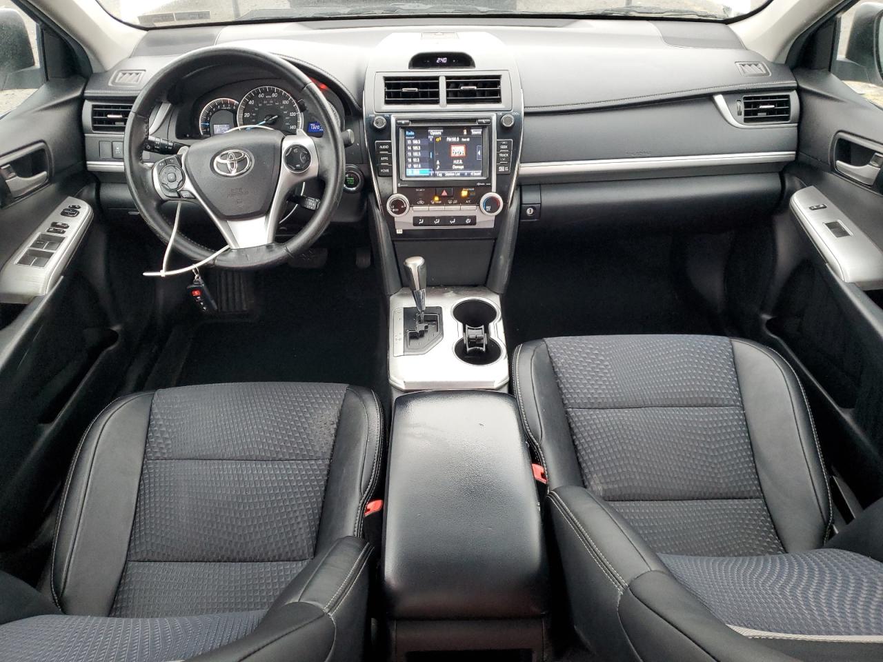 2014 Toyota Camry - Image 8