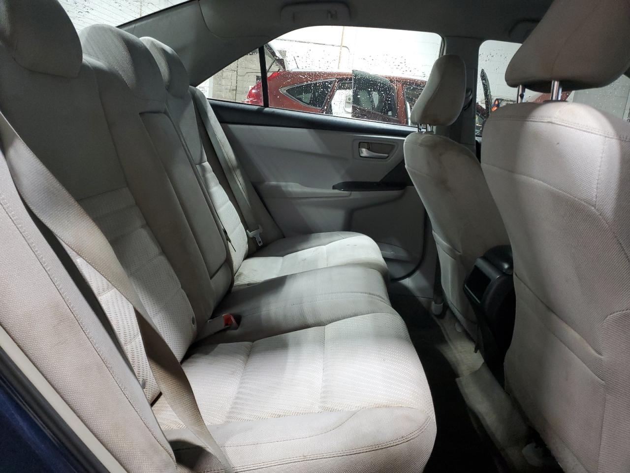 2015 Toyota Camry - Image 10