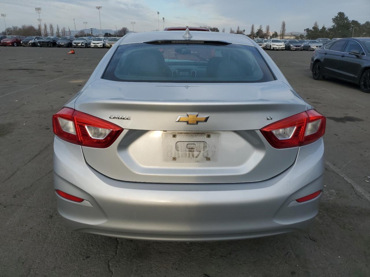 2017 Chevrolet Cruze - Image 6