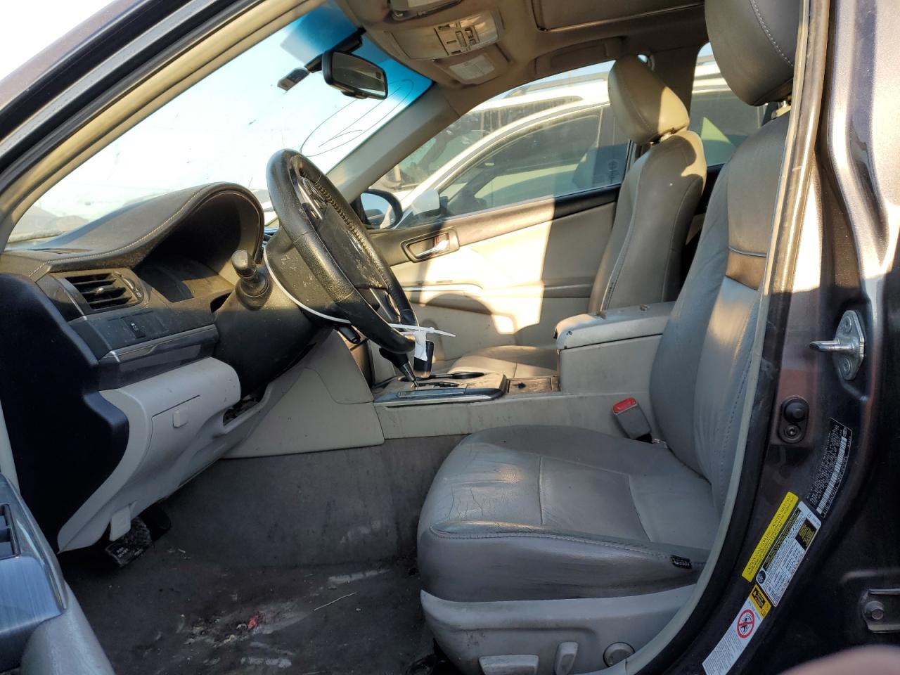 2012 Toyota Camry - Image 7