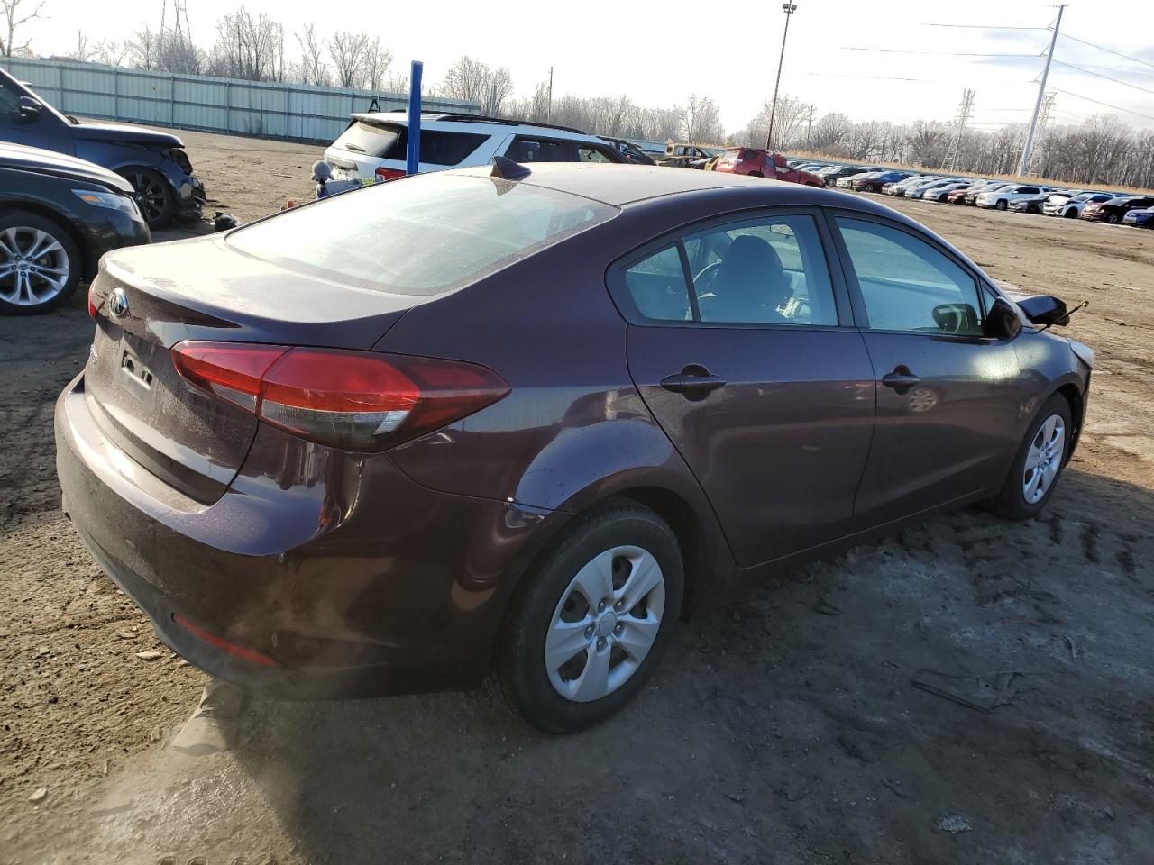 2017 Kia Forte - Image 3