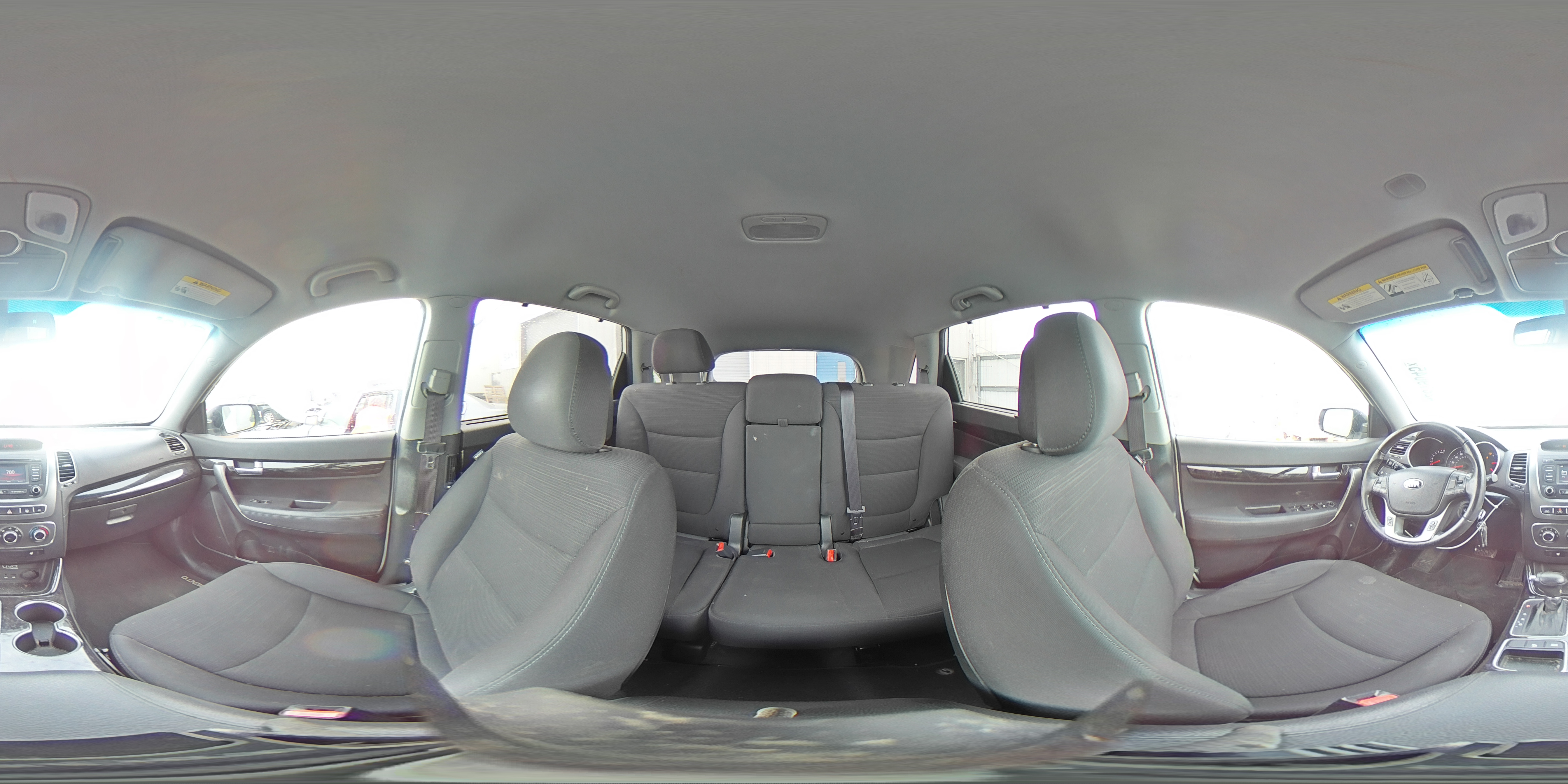 2014 Kia Sorento - Image 15