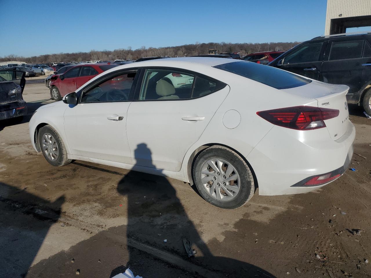 2019 Hyundai Elantra - Image 2