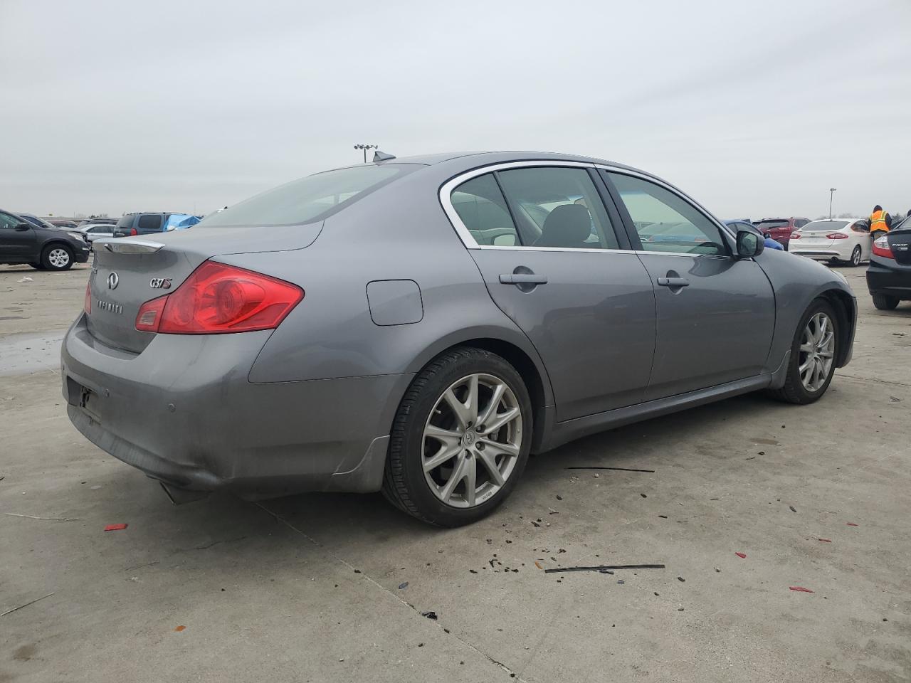 2012 Infiniti G - Image 3