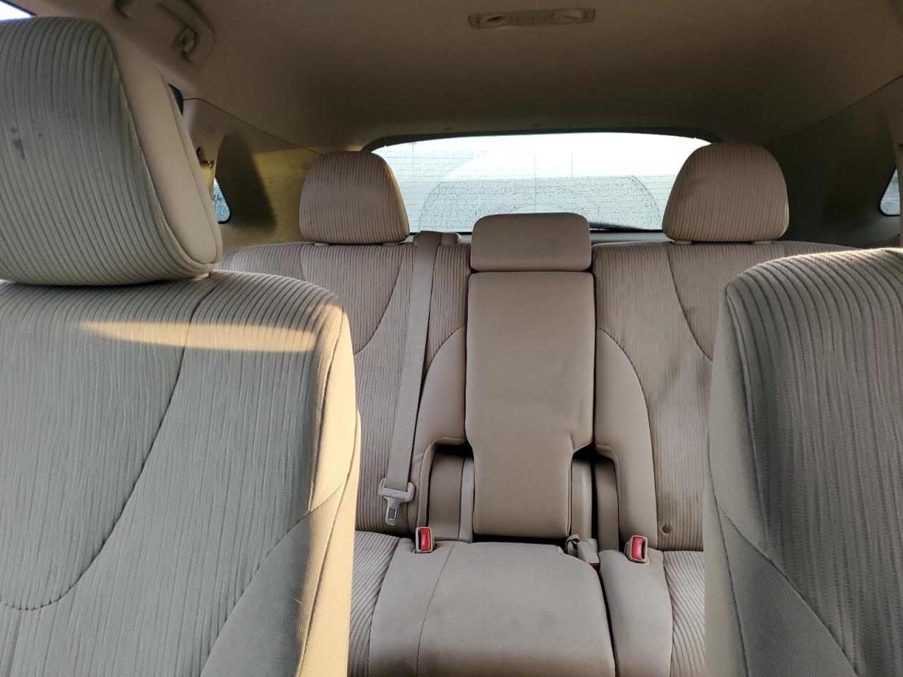 2010 Toyota Venza - Image 10