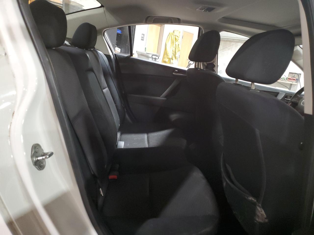 2012 Mazda 3 - Image 10