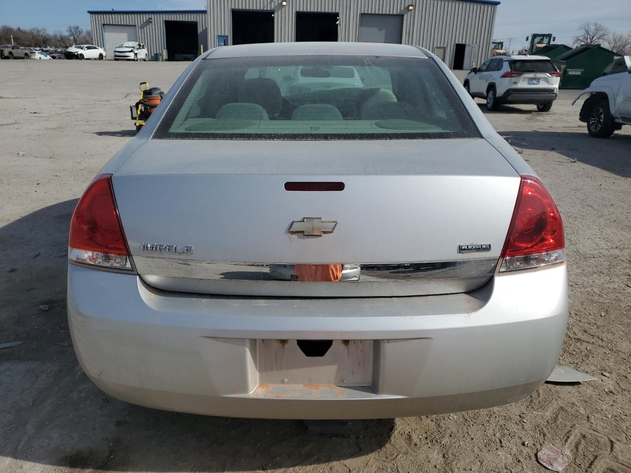 2010 Chevrolet Impala - Image 6