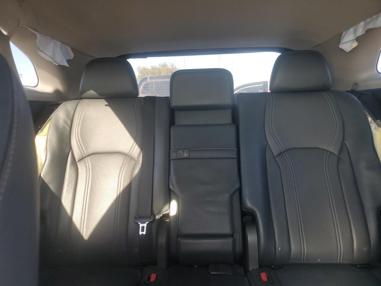 2017 Lexus RX - Image 10