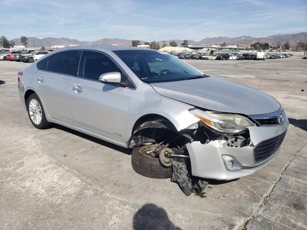 2013 Toyota Avalon - Image 4
