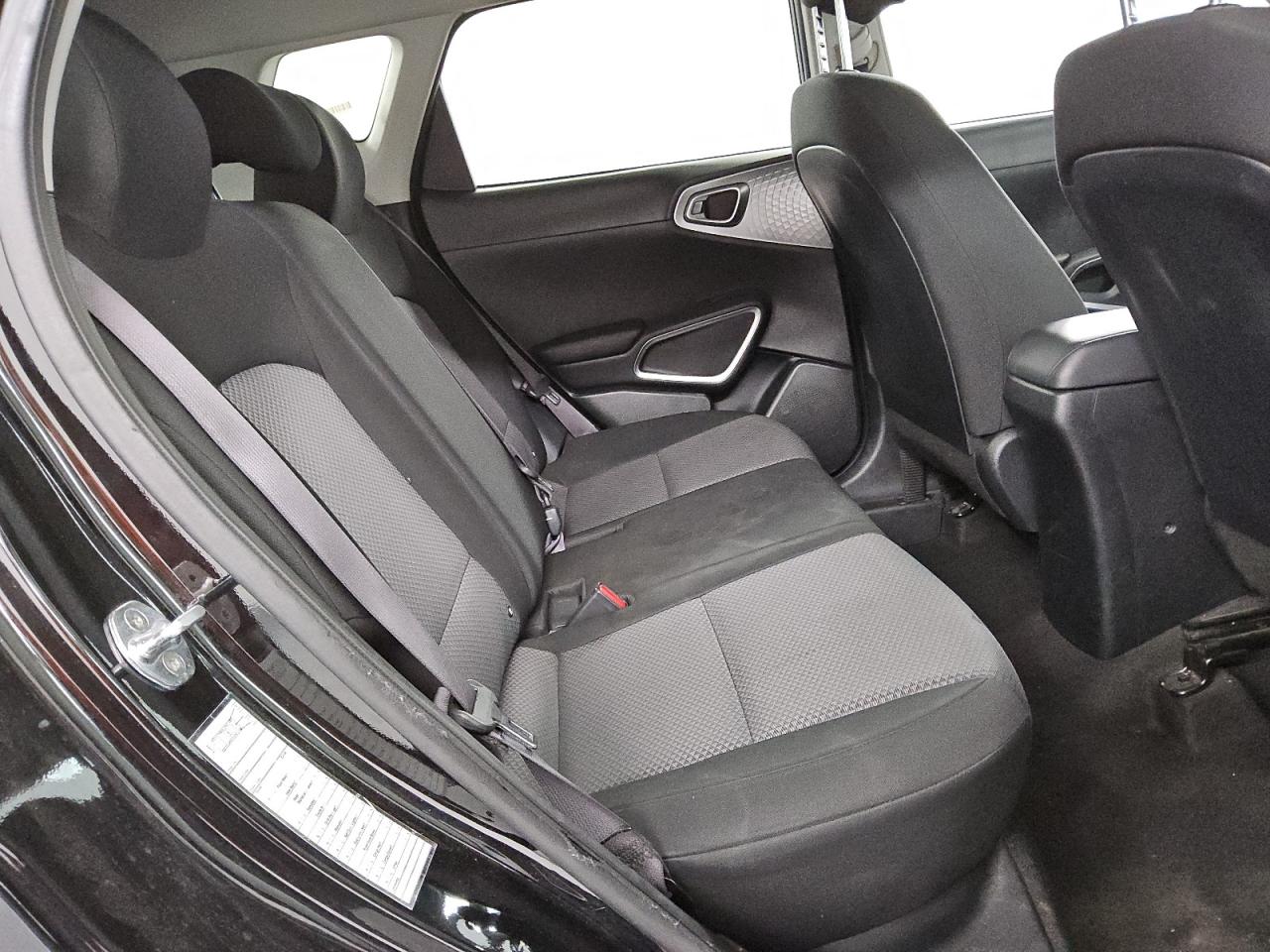 2022 Kia Soul - Image 11