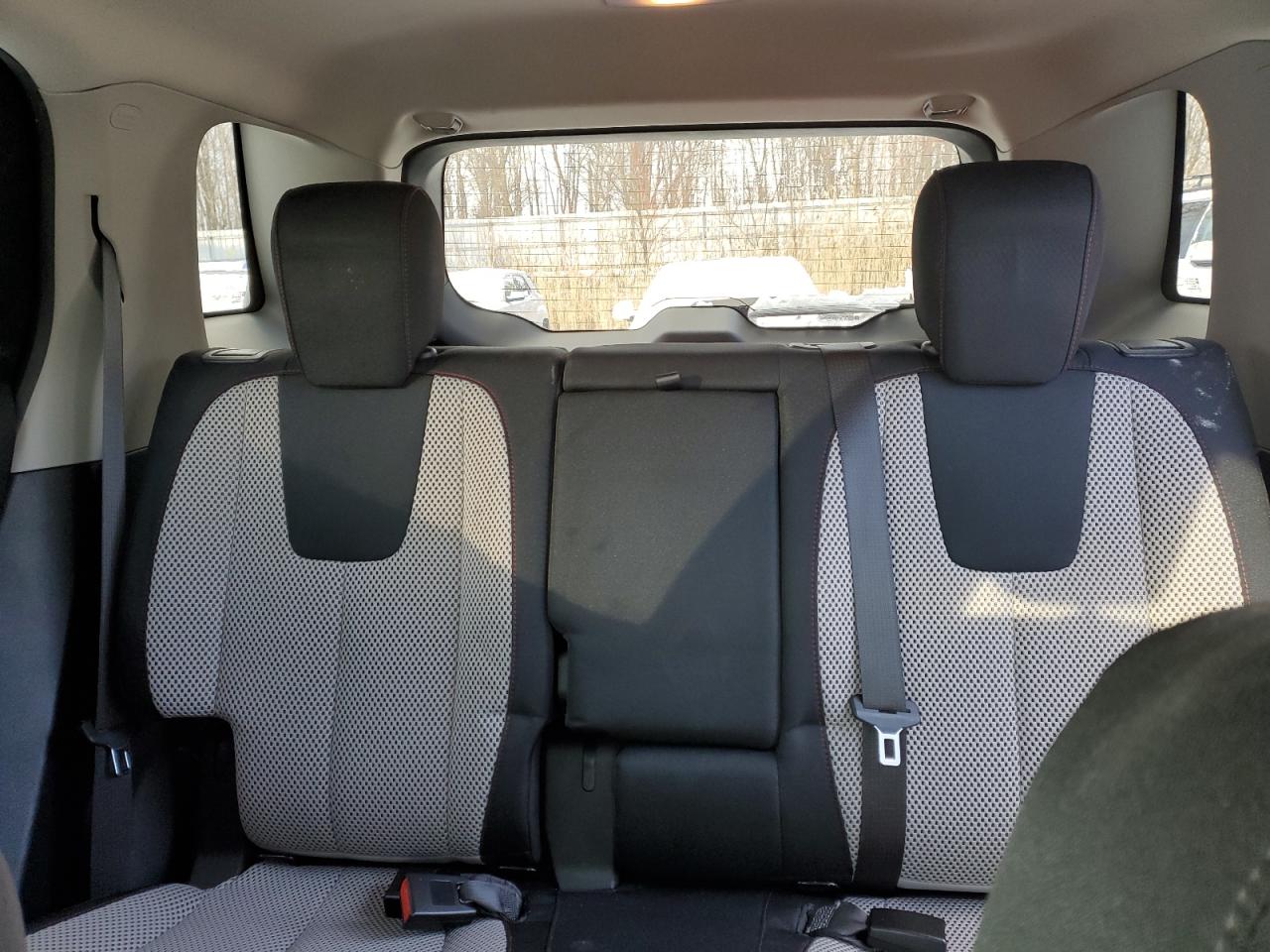 2014 GMC Terrain - Image 10