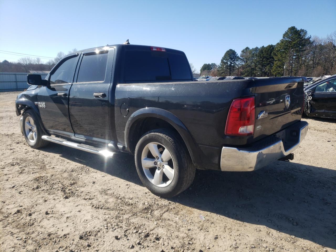 2015 RAM 1500 - Image 2