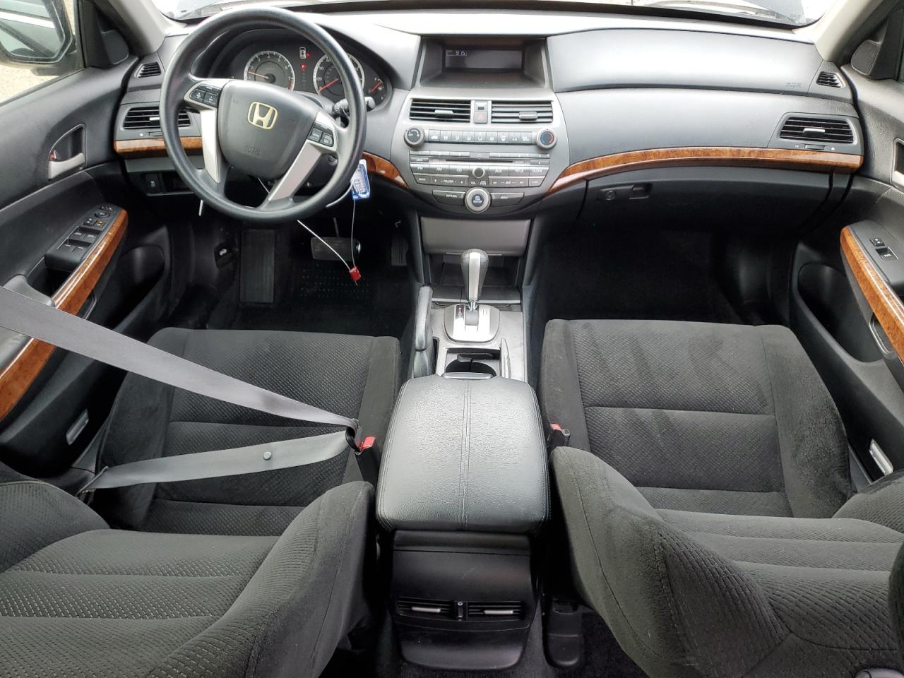 2011 Honda Accord - Image 8
